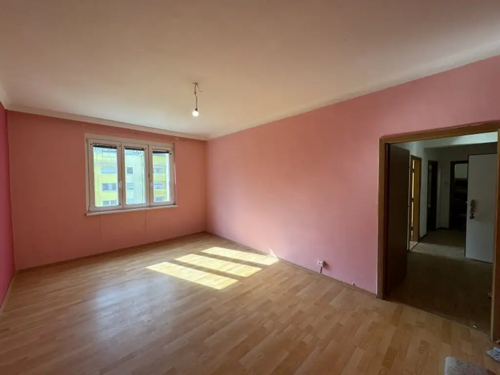*Sanierungsbedürftiger Pärchenhit in absoluter Ruhelage bei Hernals* Ab sofort verfügbar!*