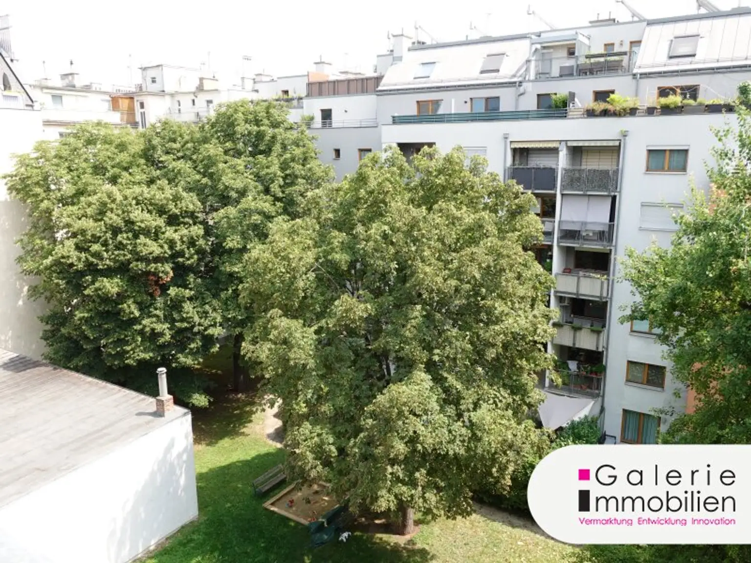 VIDEO: Schöne, helle 3-Zimmer-Loggiawohnung mit Klima, Grünblick, separater Küche, zentral begehbar!