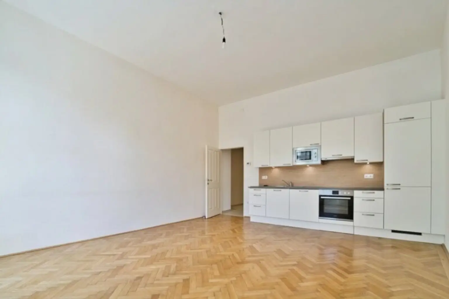Wohnzimmer inkl. offener Küche