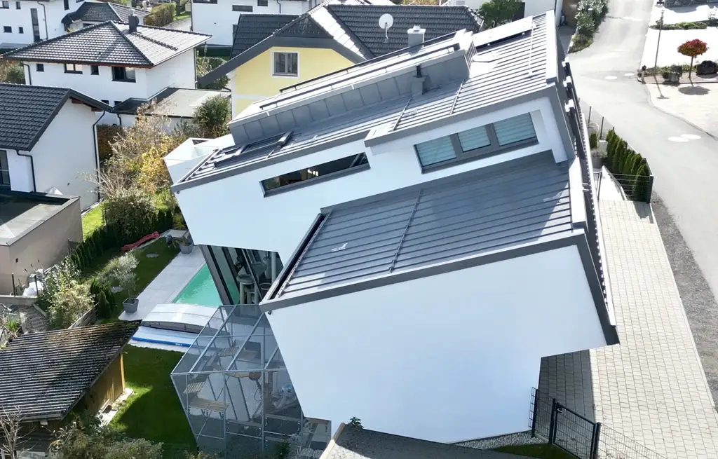 Modernes Architektenhaus mit Seeblick