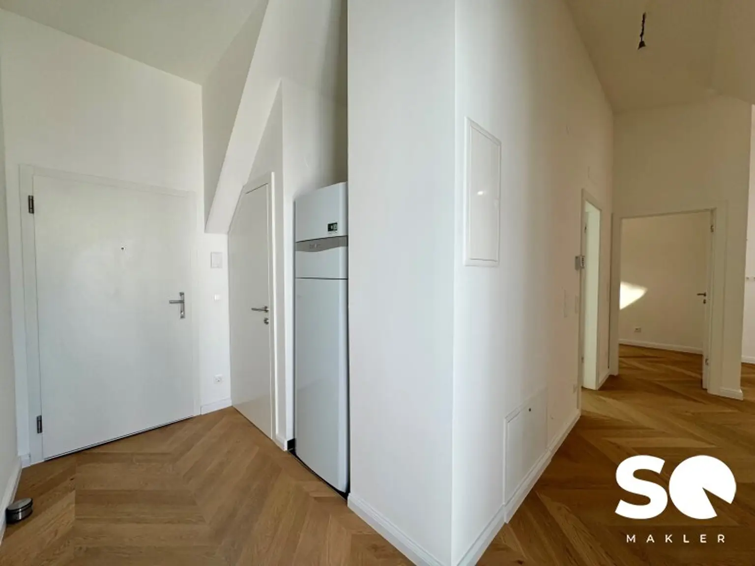 #SQ - ERSTBEZUG NÄHE SCHÖNBRUNN! STILVOLLE DACHGESCHOSSWOHNUNG MIT 2 TERRASSEN