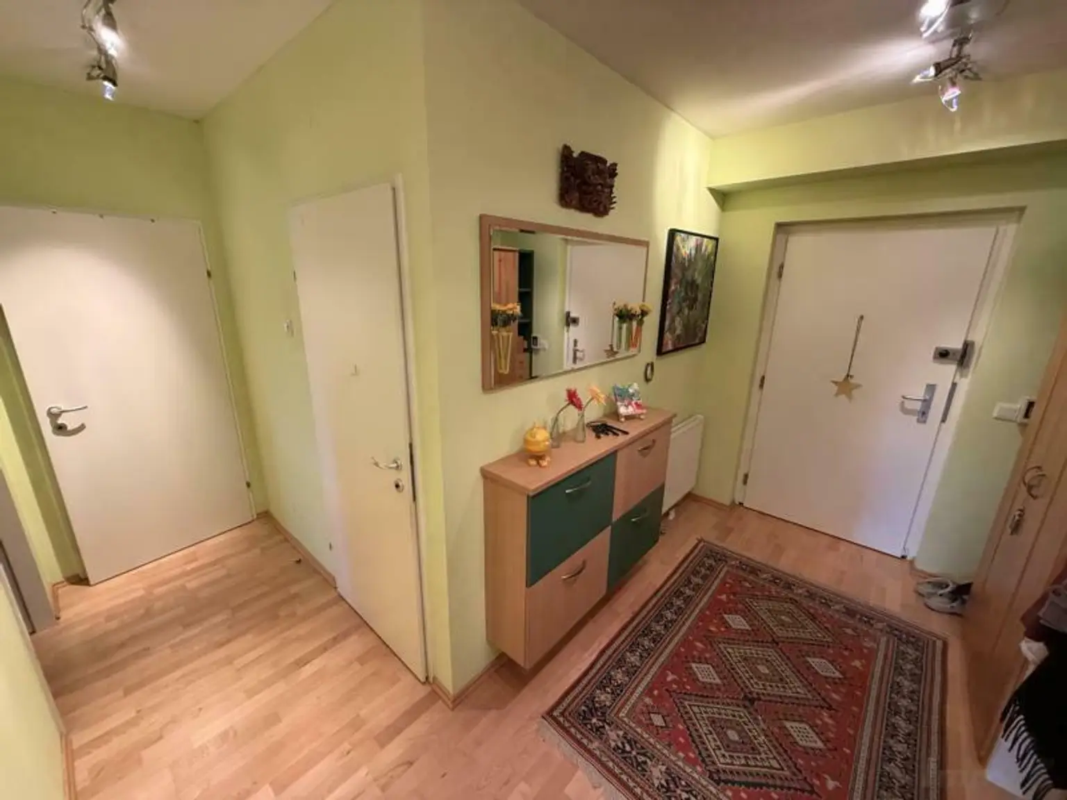 geräumiger Eingangsbereich