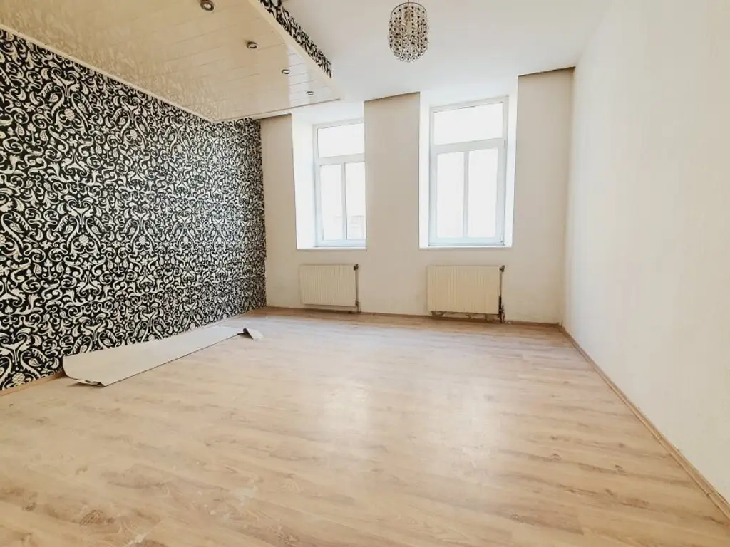 4-Zimmer - WG geeignet - Nähe U1/Messe/WU