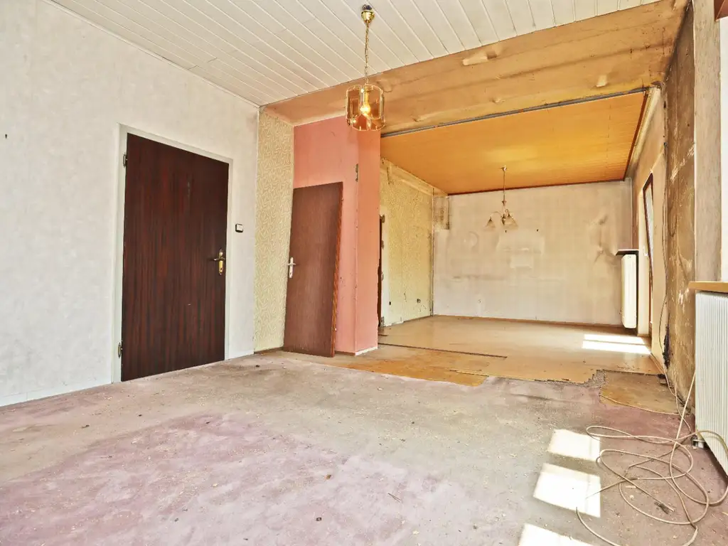 Haus auf Mietkaufvariante - Schönes ebenes Grundstück - 135m2 Wfl. - Vollkeller mit Garage - große Terrasse