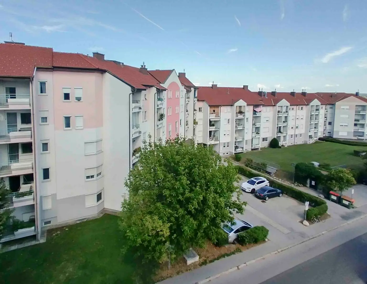 Top gelegene Eigentumswohnung mit verglaster Veranda & Parkplatz in Eisenstadt