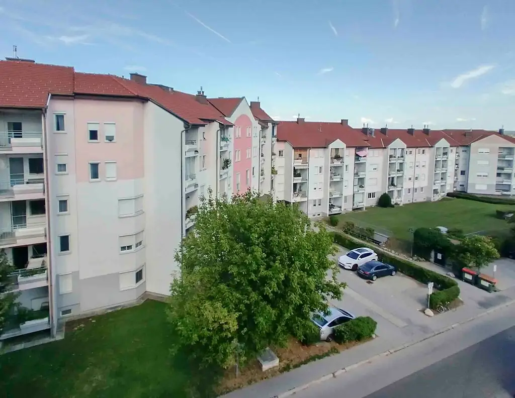 Top gelegene Eigentumswohnung mit verglaster Veranda & Parkplatz in Eisenstadt