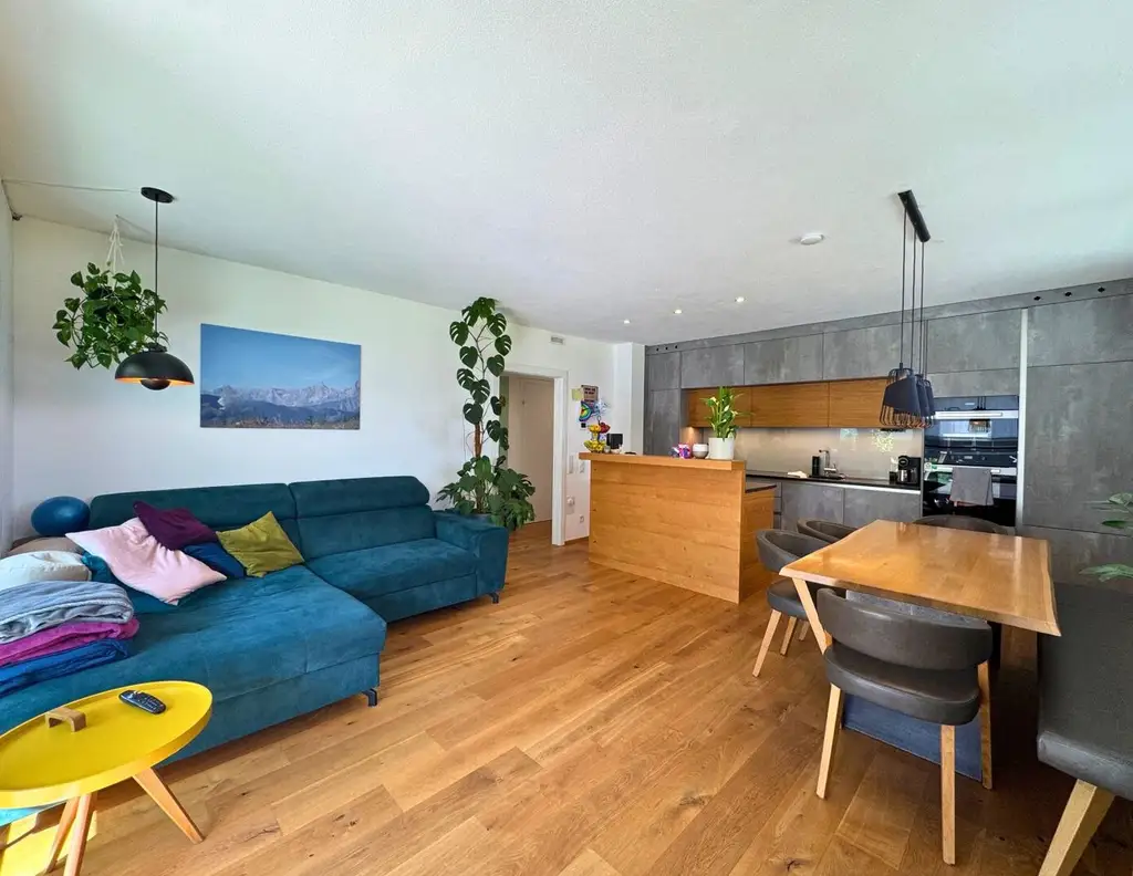 Neuwertige Vier-Zimmer-Gartenwohnung mit Terrasse, Parkplatz und Wohnbauförderung | ST. JOHANN