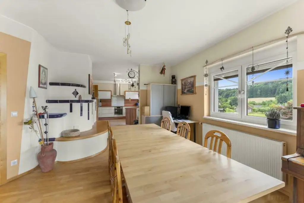 ** Traumhaftes Wohlfühlhaus in ländlicher Idylle trifft Stadtnähe  - nur 15km nach Graz **  Familienparadies mit erstklassiger Infrastruktur **