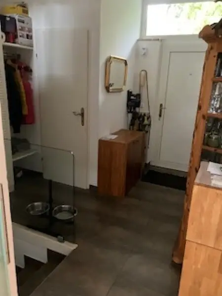 Schöne, sonnige Maisonette 3-Zimmer-Wohnung mit großer Dachterrasse sowie 2 Balkonen und 2 PKW-Abstellplätzen in Salzachnähe/Josefiau zu verkaufen