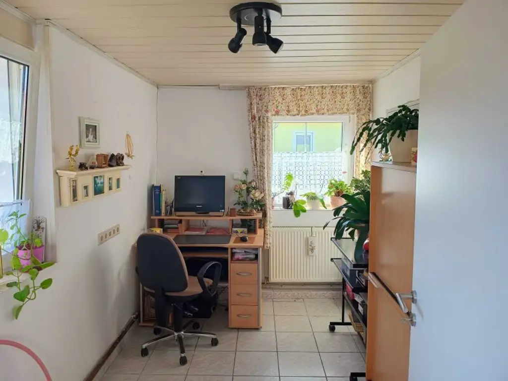 KOFFER PACKEN UND EINZIEHEN