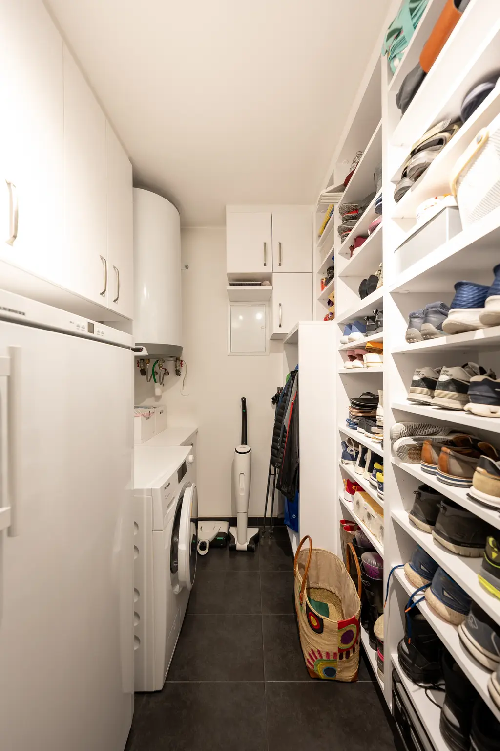 ENTWURF ** Barrierefreie, 3 Zimmerwohnung mit Grünblick, Loggia und Garagenplatz ** ENTWURF