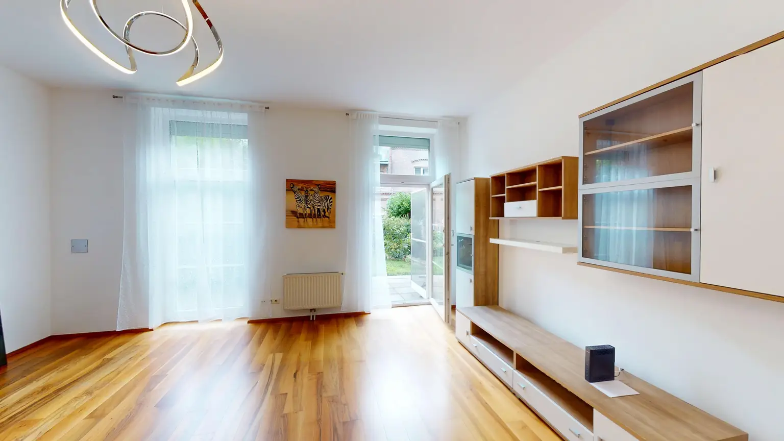 Sehr helle Maisonette-Wohnung mit Terrasse & Garten in zentraler Lage von Korneuburg – Wohnen im generalsanierten Backsteinbau