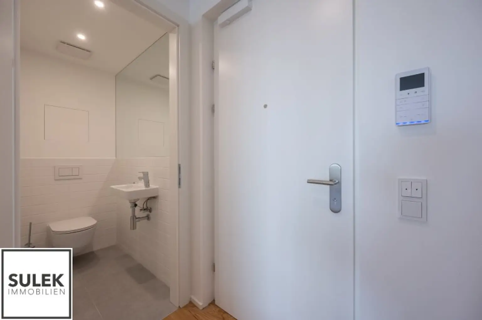 2 Zimmer Zweitbezugswohnung mit sonniger Loggia in wunderschönem Neubauprojekt "Schön102" nahe U4 - ab 01.11.25!