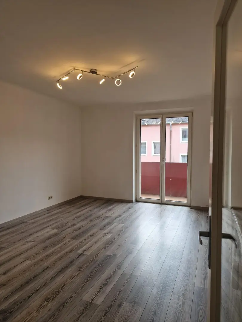 großes Zimmer