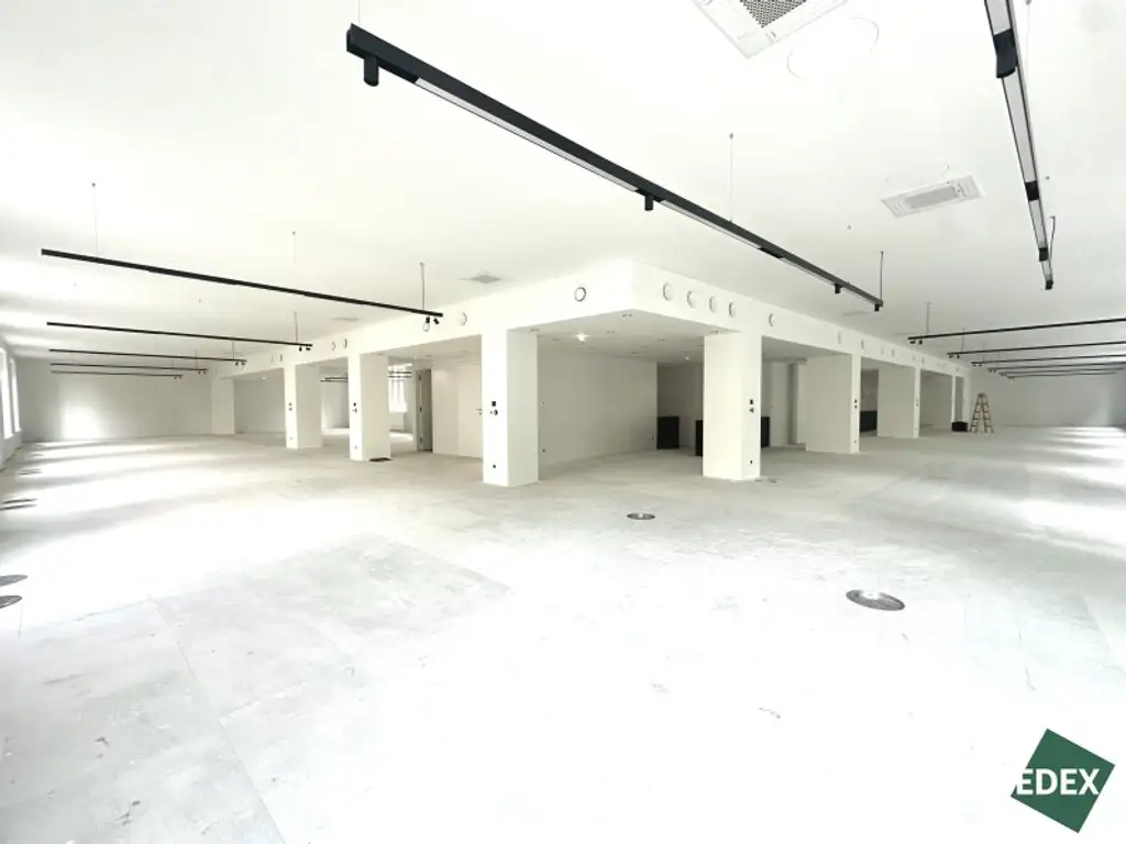 ERSTBEZUG | Hochwertiges Büro samt Freifläche auf der Mariahilfer Straße