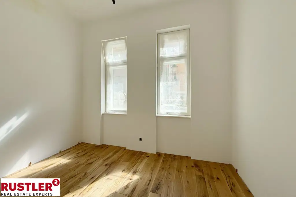 Wohnen oder Arbeiten – diese stilvolle Altbauwohnung bietet Beides!