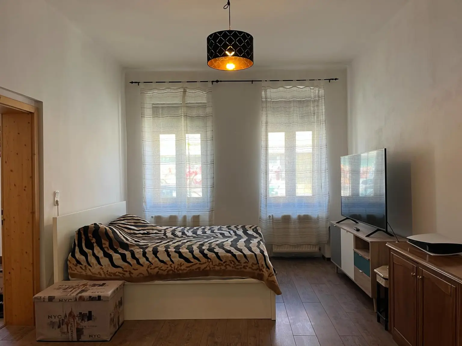 Schlafzimmer 2