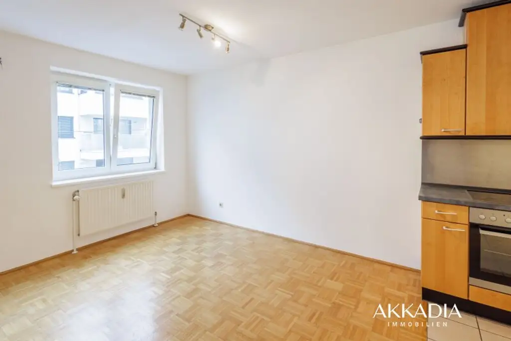 Ruhige 2-Zimmer-Wohnung mit Gartenblick und Garagenplatz