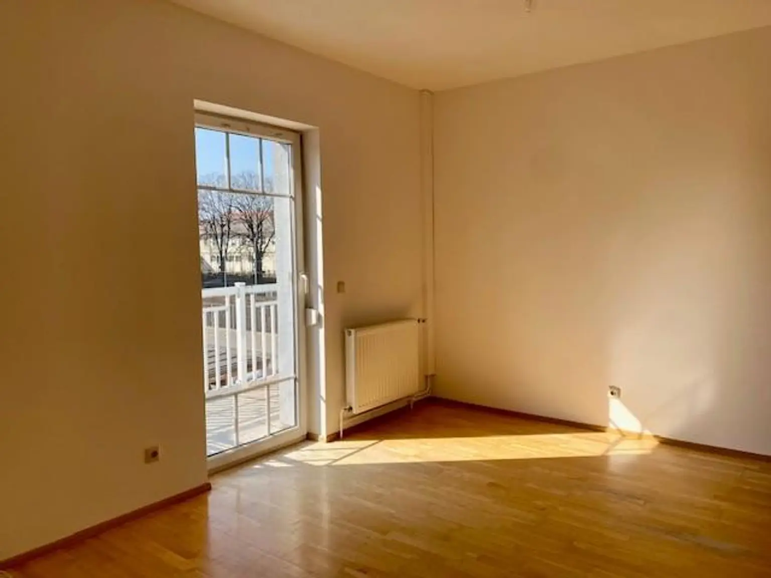 Zimmer 2 Balkonzugang