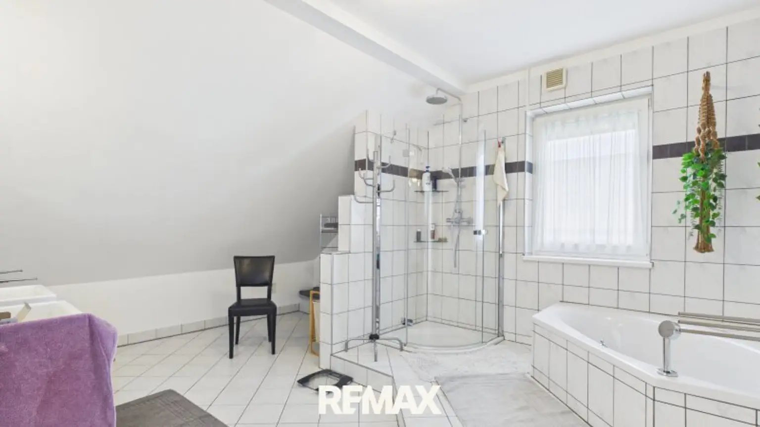 Badezimmer 2 Obergeschoss_2