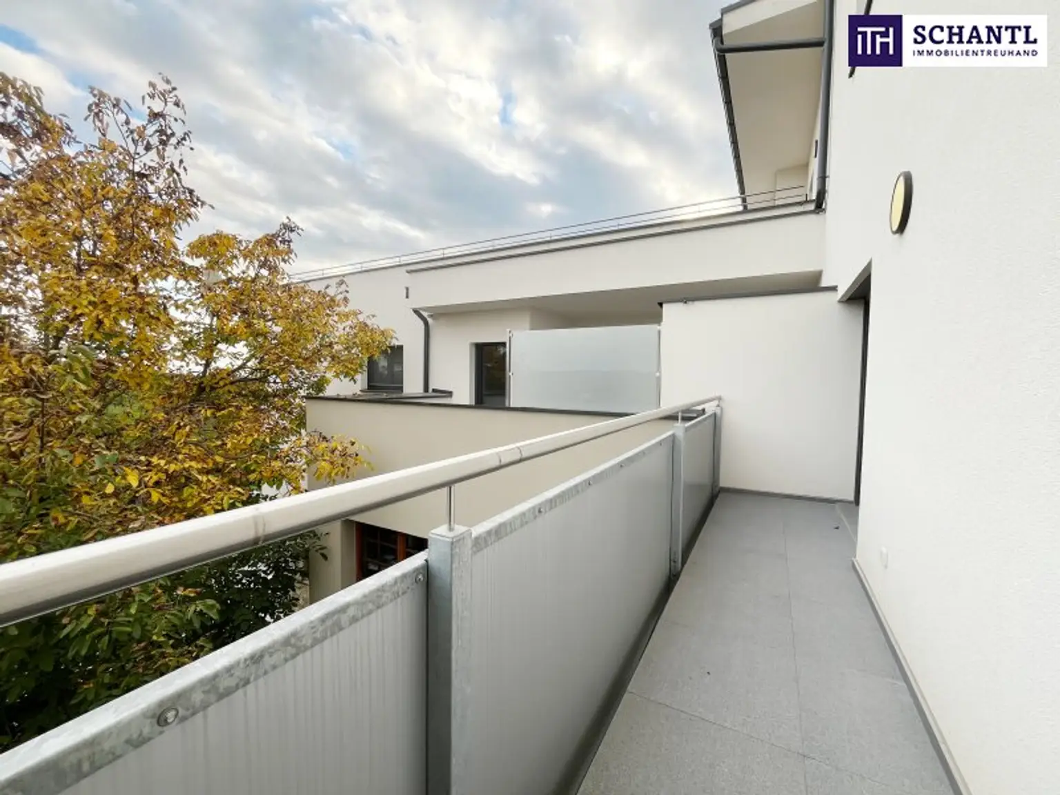 Entzückende, moderne, vollmöblierte Garconniere mit 40m² - 3D-Rundgang vorhanden!