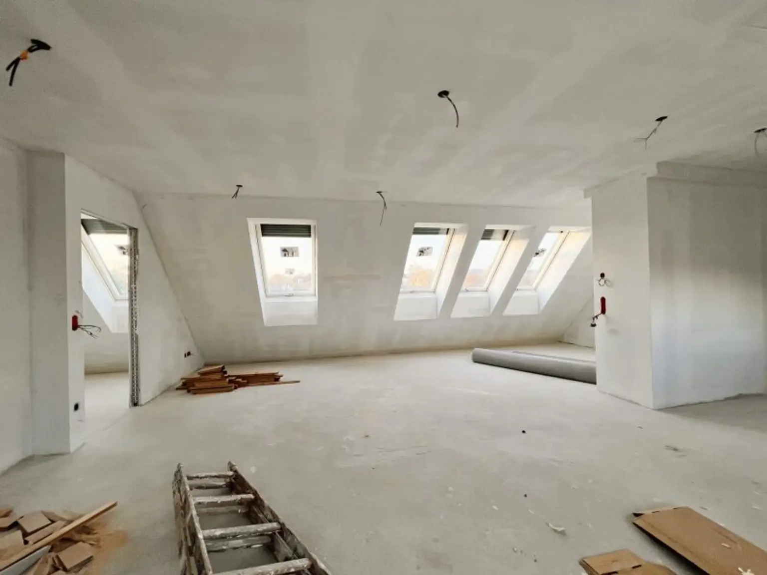 PREISREDUKTION!!! Erstbezug Dachausbau - Nähe Währinger Straße!