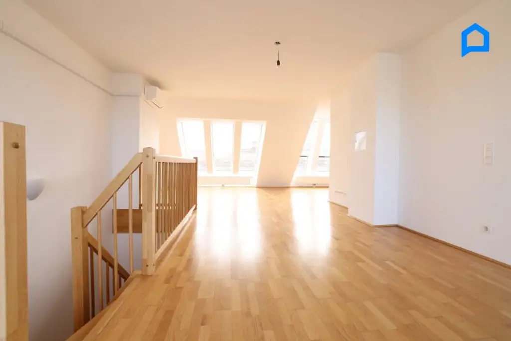Großartige Dachgeschosswohnung mit 146 m² plus 21 m² Dachterrasse plus 8 m² Balkon, 4 Zimmer, KLIMA, großer Vorraum, Tiefgaragenplatz optional !