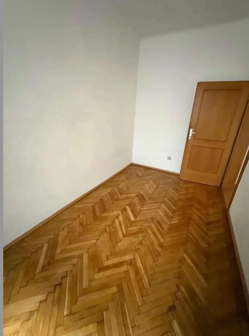 Charmante Altbauwohnung mit optimalem Grundriss – nur 50 m zur U4 Schönbrunn!