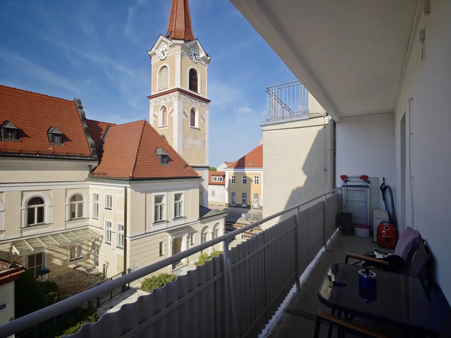 Top-Zustand & Zentral: Vollmöblierte 3-Zimmer-Wohnung mit Loggia!