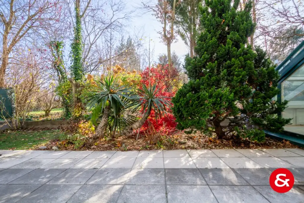 UNBERFISTETE Gartenwohnung mit Hobby/SPA-Ebene und 2 Garagenplätzen!