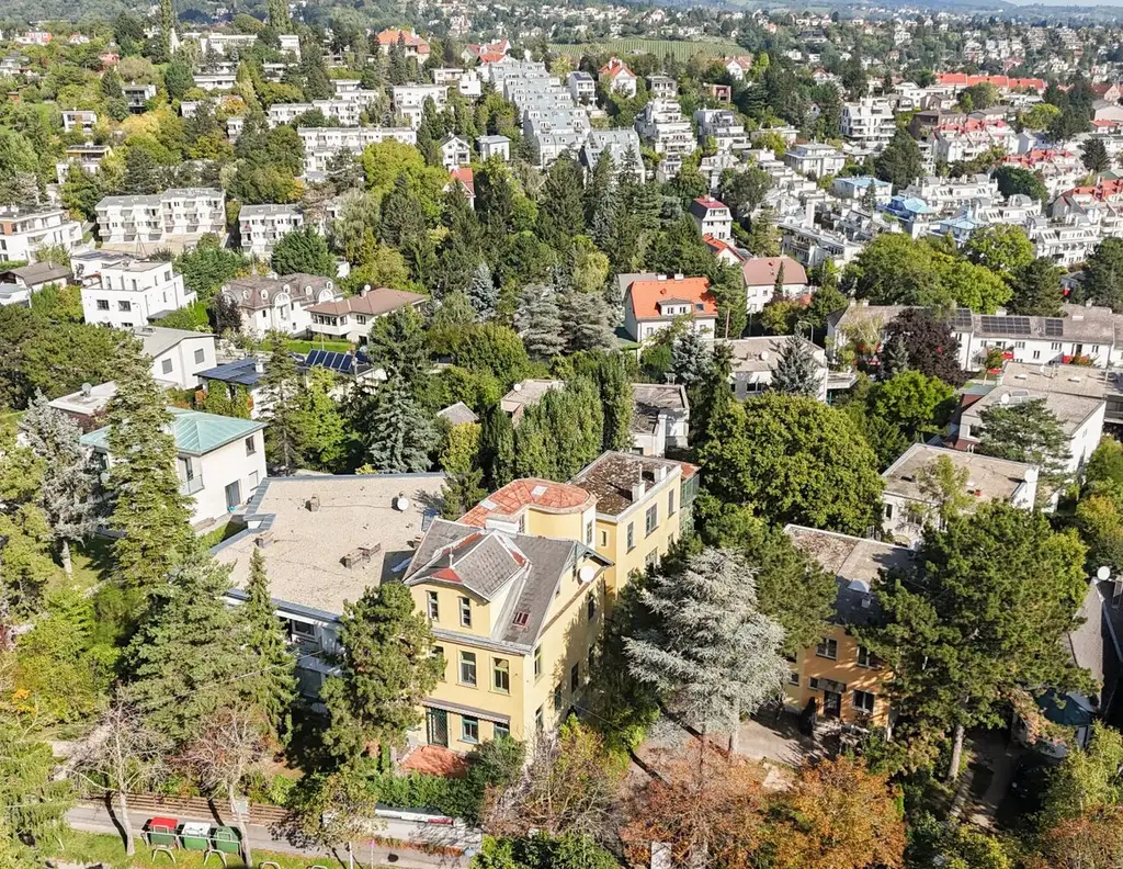 --- VILLA VERDE --- LEBEN AM WILHELMINENBERG - GRUNDSTÜCK MIT BESTANDSHAUS - BAUBEWILLIGTES POTENTIAL - TRAUMVILLA MIT POOL UND GROSSEM GARTEN