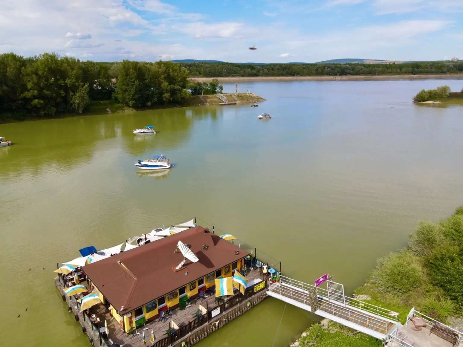 18 Drohnenaufnahme Richtung Donau