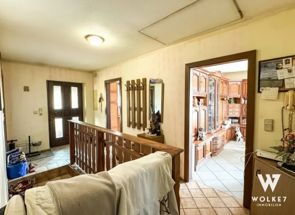 Großzügiges Einfamilienhaus mit großem Garten | 542 m² Grund | Fußbodenheizung | Ruhelage | GLORIT-Haus