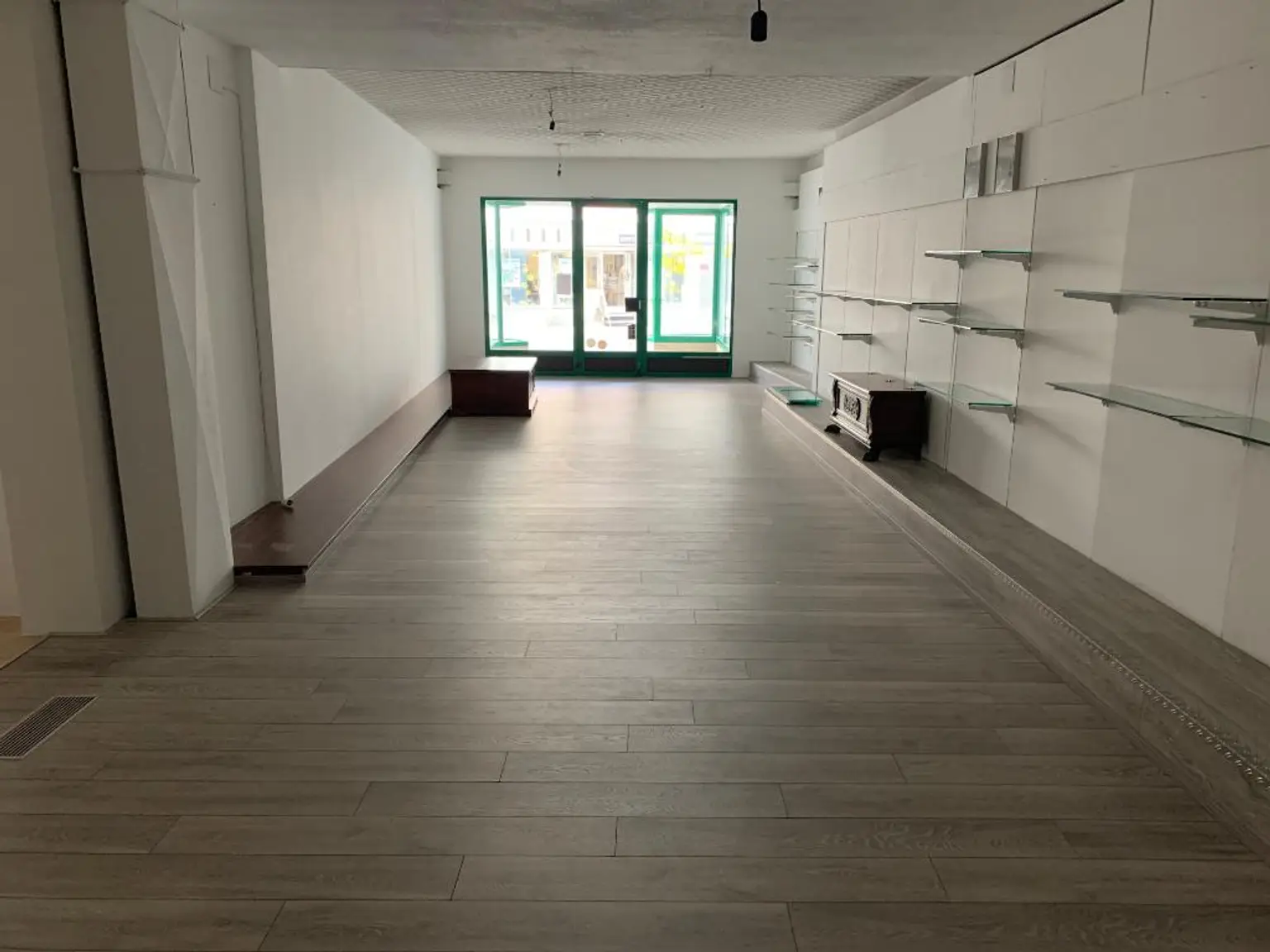 Großzügiges Wohnhaus inkl. Geschäftslokal/Büro im Zentrum von Mattersburg