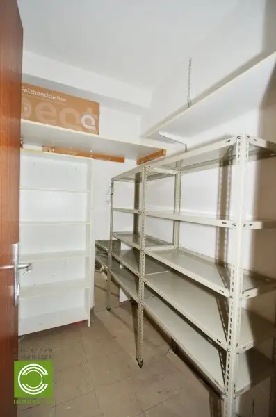 CHRISTOPH CHROMECEK IMMOBILIEN - MÖDLING - Großzügige Einraumwohnung in Zentrumsnähe!