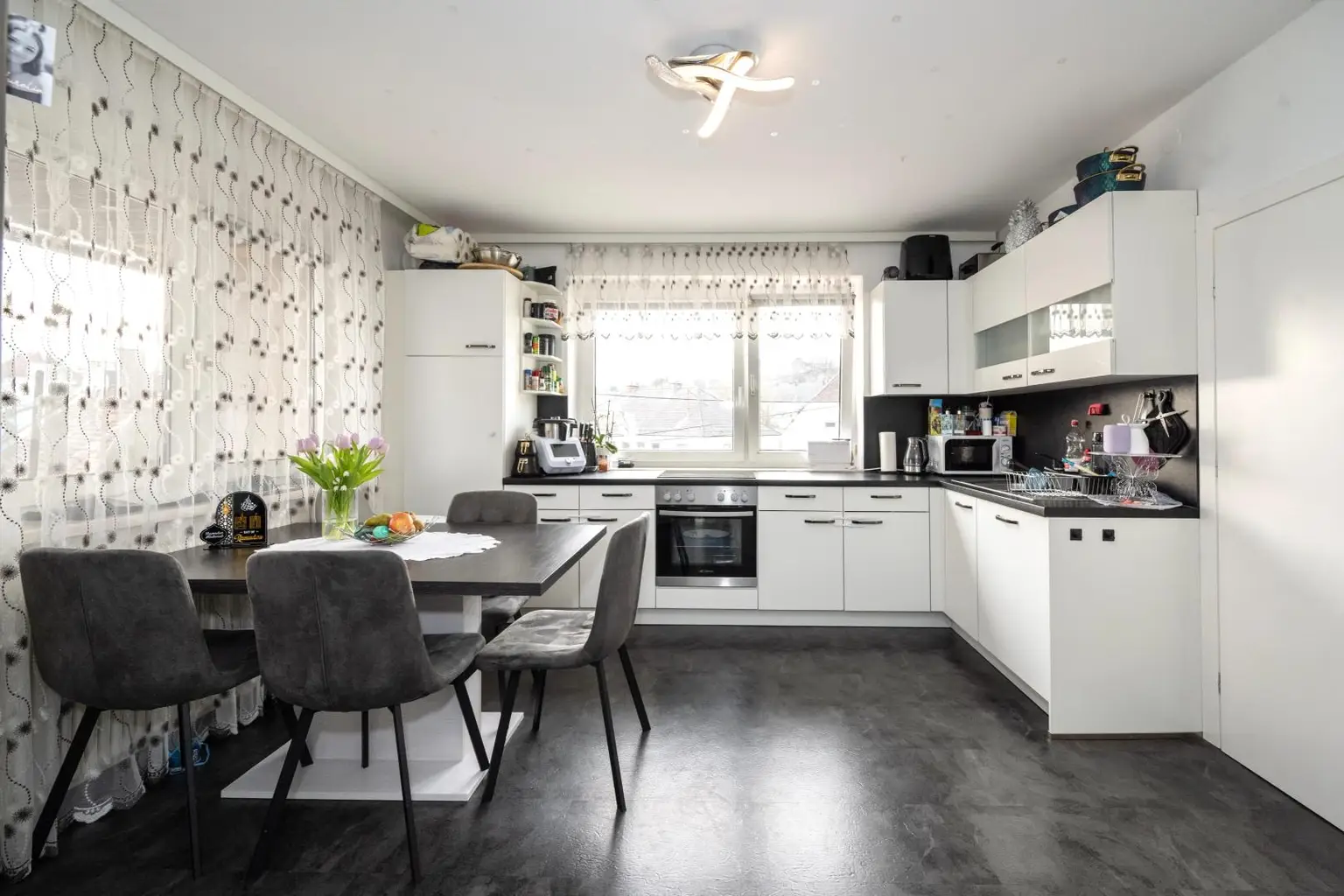 Küchen- und Essbereich (OG)