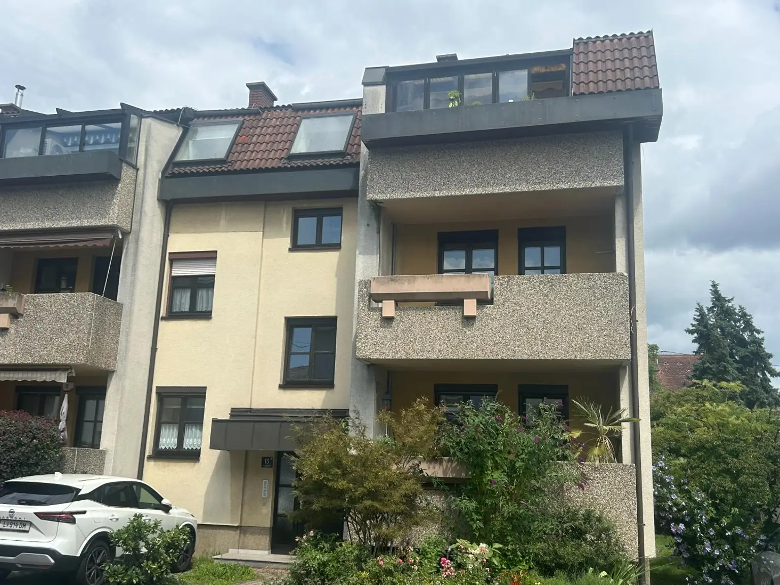 Wohnung-sanierungsbedürftig