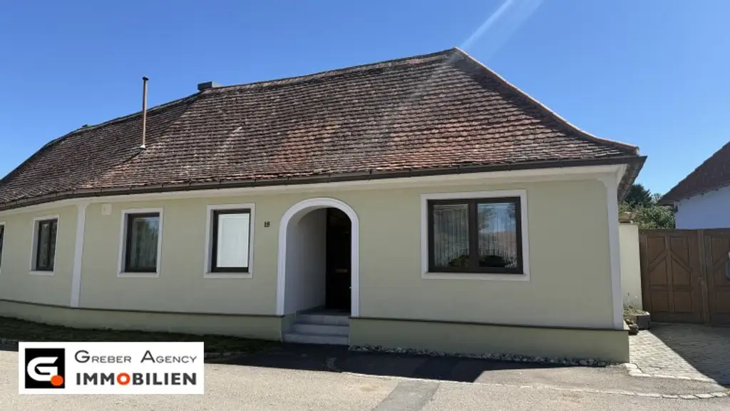 Traumhaftes Bauernhaus, riesiges Grundstück, absolute Ruhelage