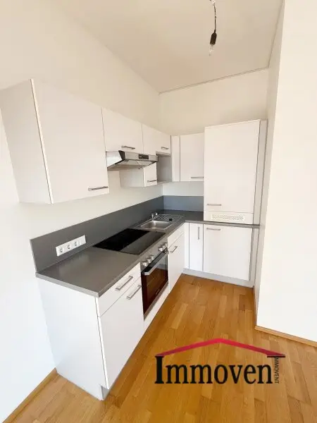 Sehr schöne und helle 2-Zimmerwohnung mit Terrasse!