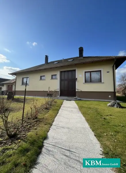 Platz für Lebensträume: Großzügiges Zuhause auf weitläufigem Grund