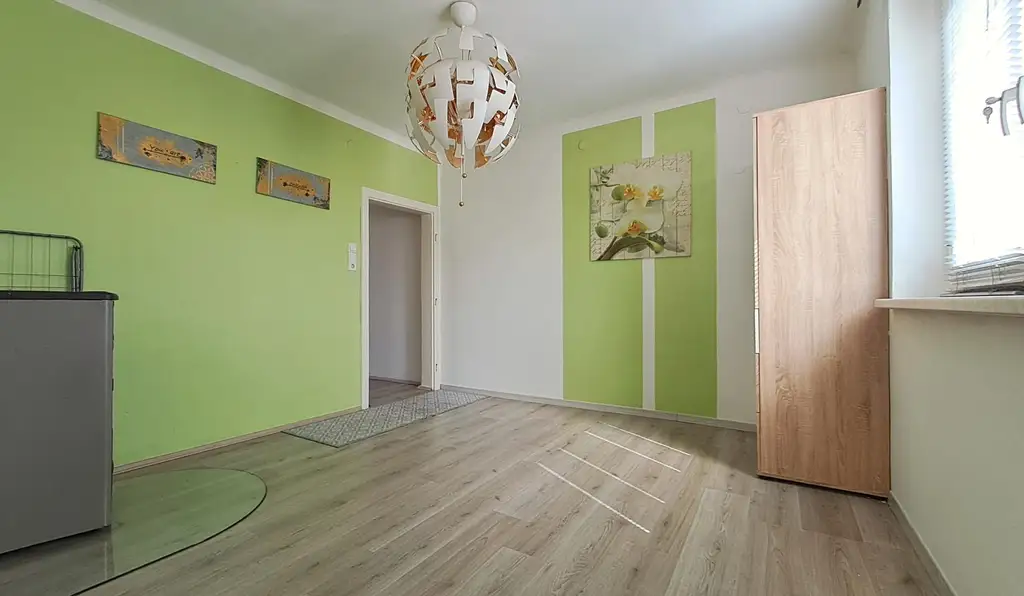 gepflegtes Einfamilienhaus mit Doppelgarage in sonniger Ruhelage