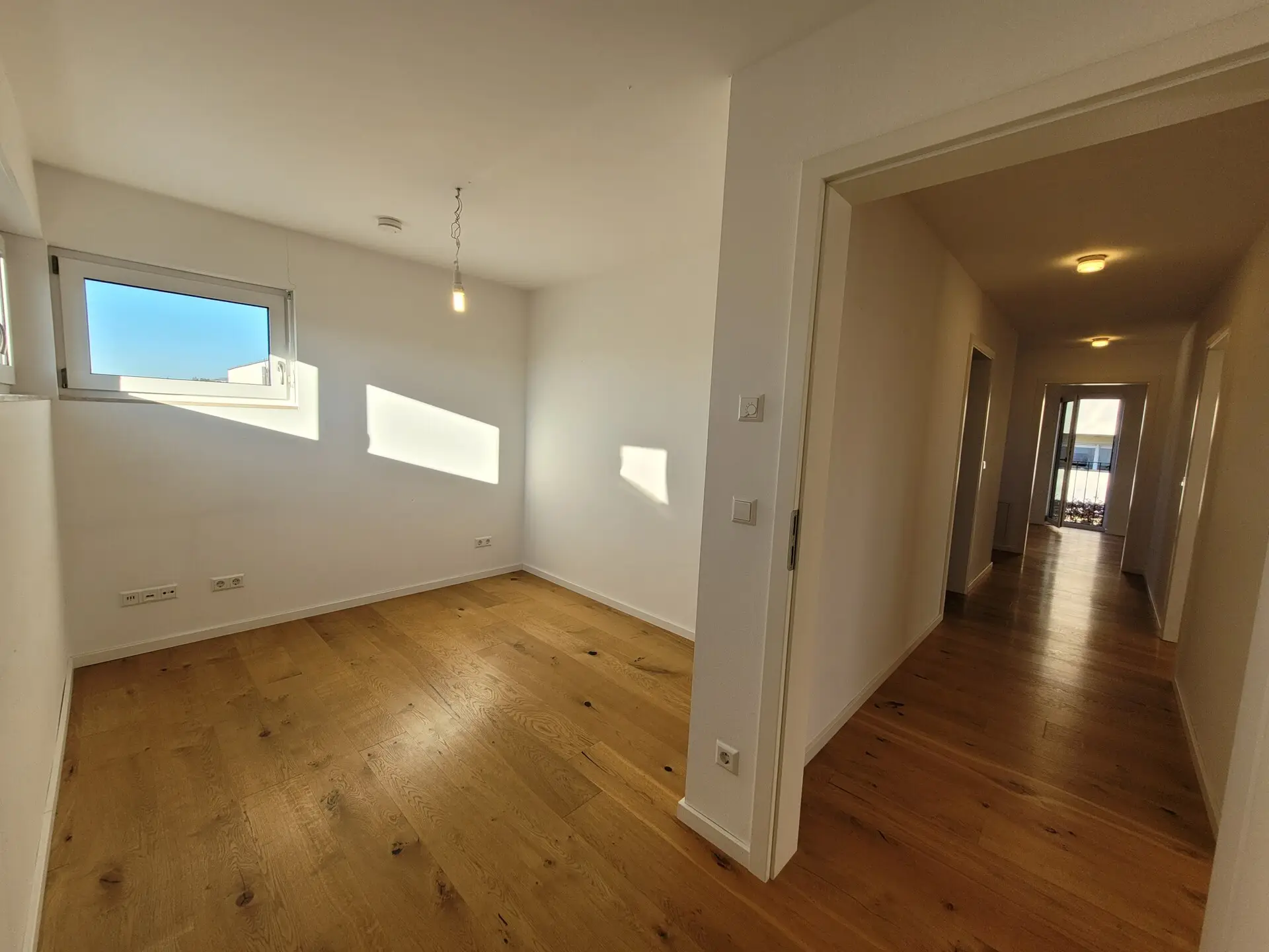 Kinderzimmer 3 / Büro