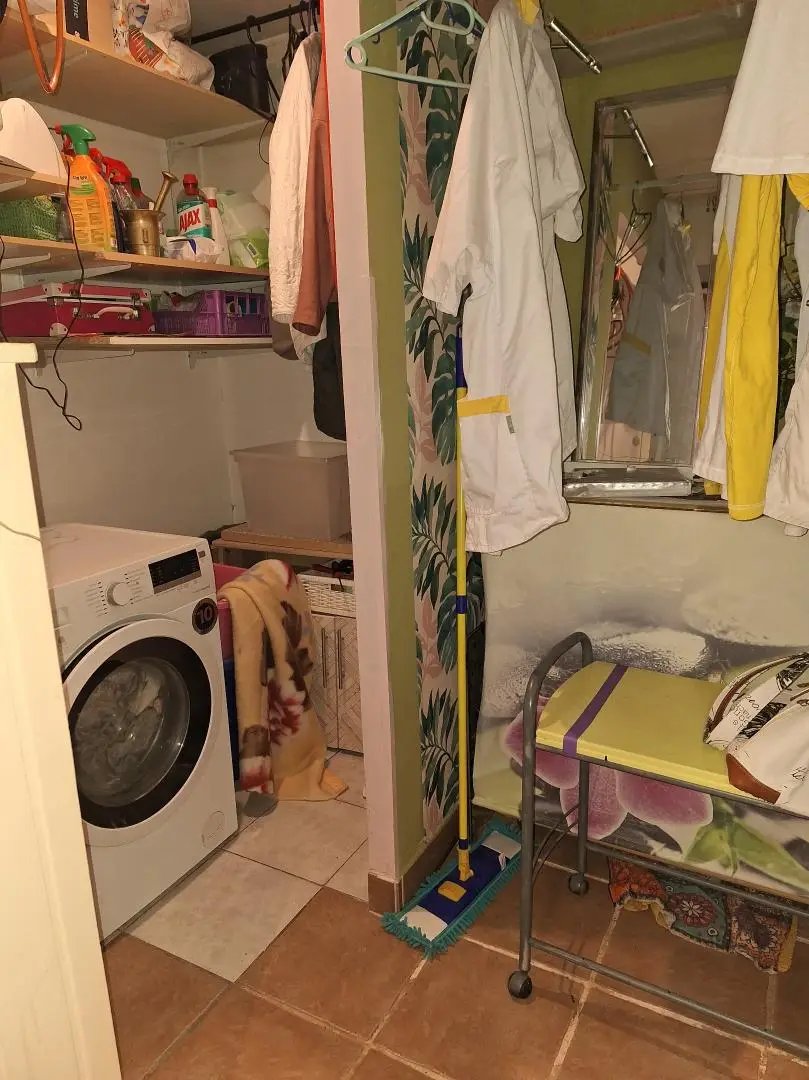 Villa Kunterbunt für Heimwerker / interessantes, kreatives und fröhliches Einfamilienhaus mit 5 Zimmern in ruhiger Seitengasse.