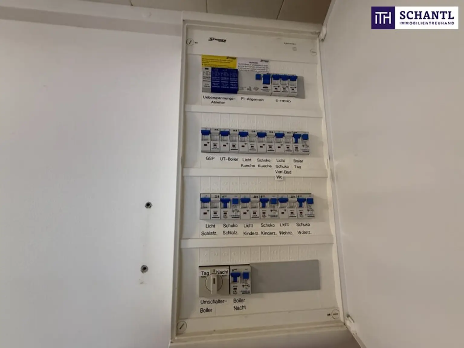 Traumhafte 3-Zimmer-Wohnung in Graz mit Schlossberg-Blick in idyllischer Ruhelage!