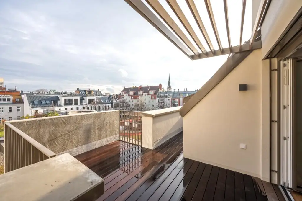 EDUART-Die Kunst des Wohnens: Hochwertiger 3-Zimmer DG-ZWEITBEZUG mit ca. 15m² Balkon! (10/19)