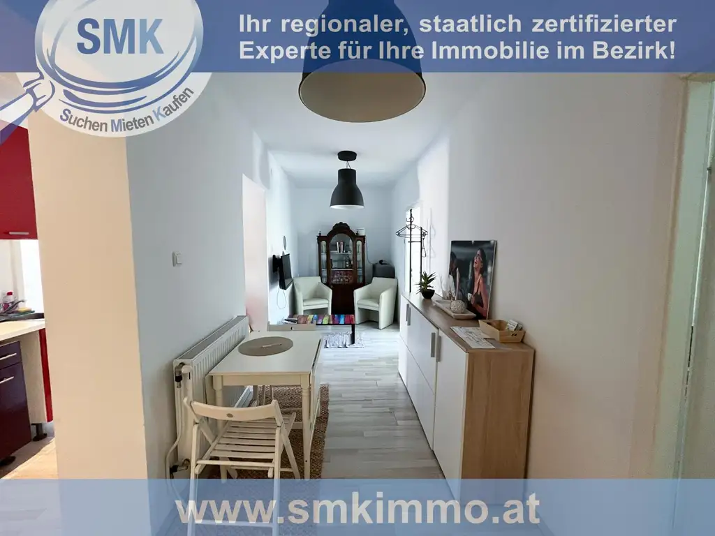 Direkt im Zentrum mit Balkon!