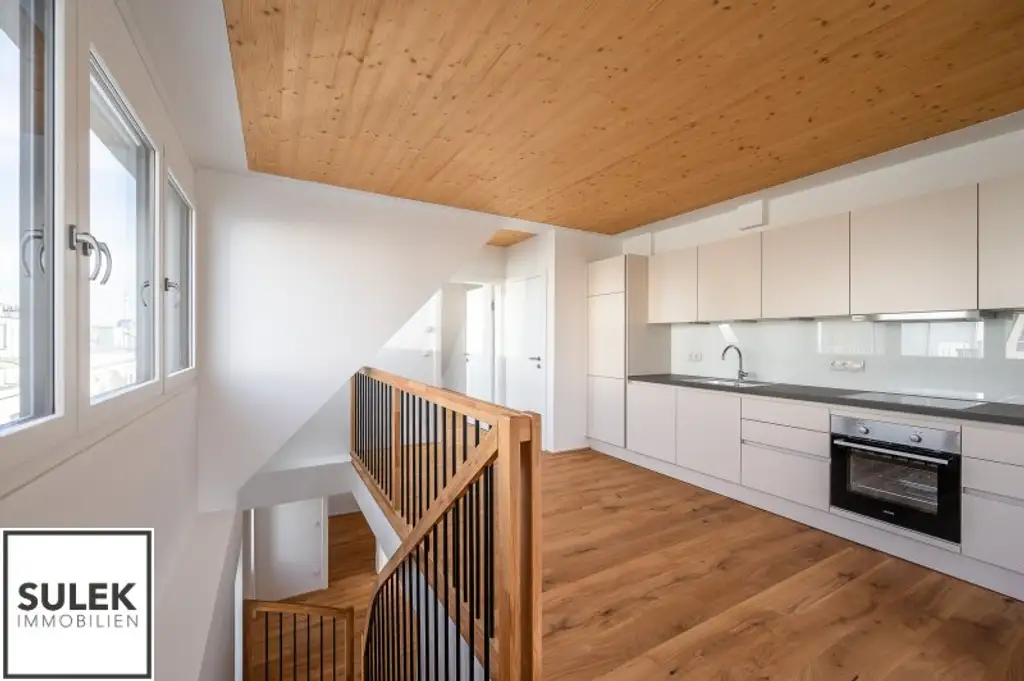 Erstbezug: 3-Zimmer-Maisonette mit hofseitiger Terrasse