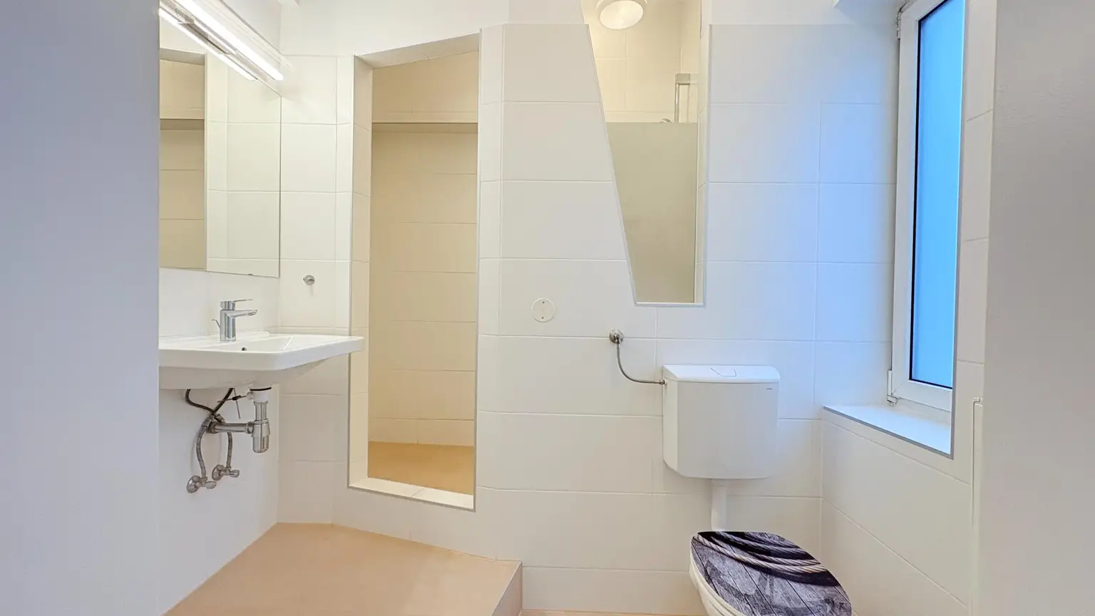 Freier Himmel über dem Servitenviertel/Clusiusgasse ca. 73 m2 mit Terrasse!