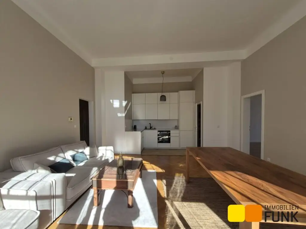 Herrschaftliche 5-Zimmerwohnung mit Balkon