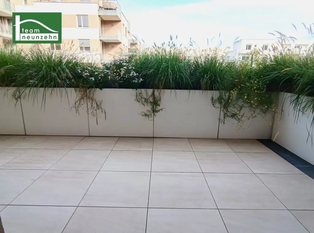MITTEN IN DER STADT Ruhe auf der begrünten Terrasse genießen - 2 Zimmer Neubauwohnung. - WOHNTRAUM